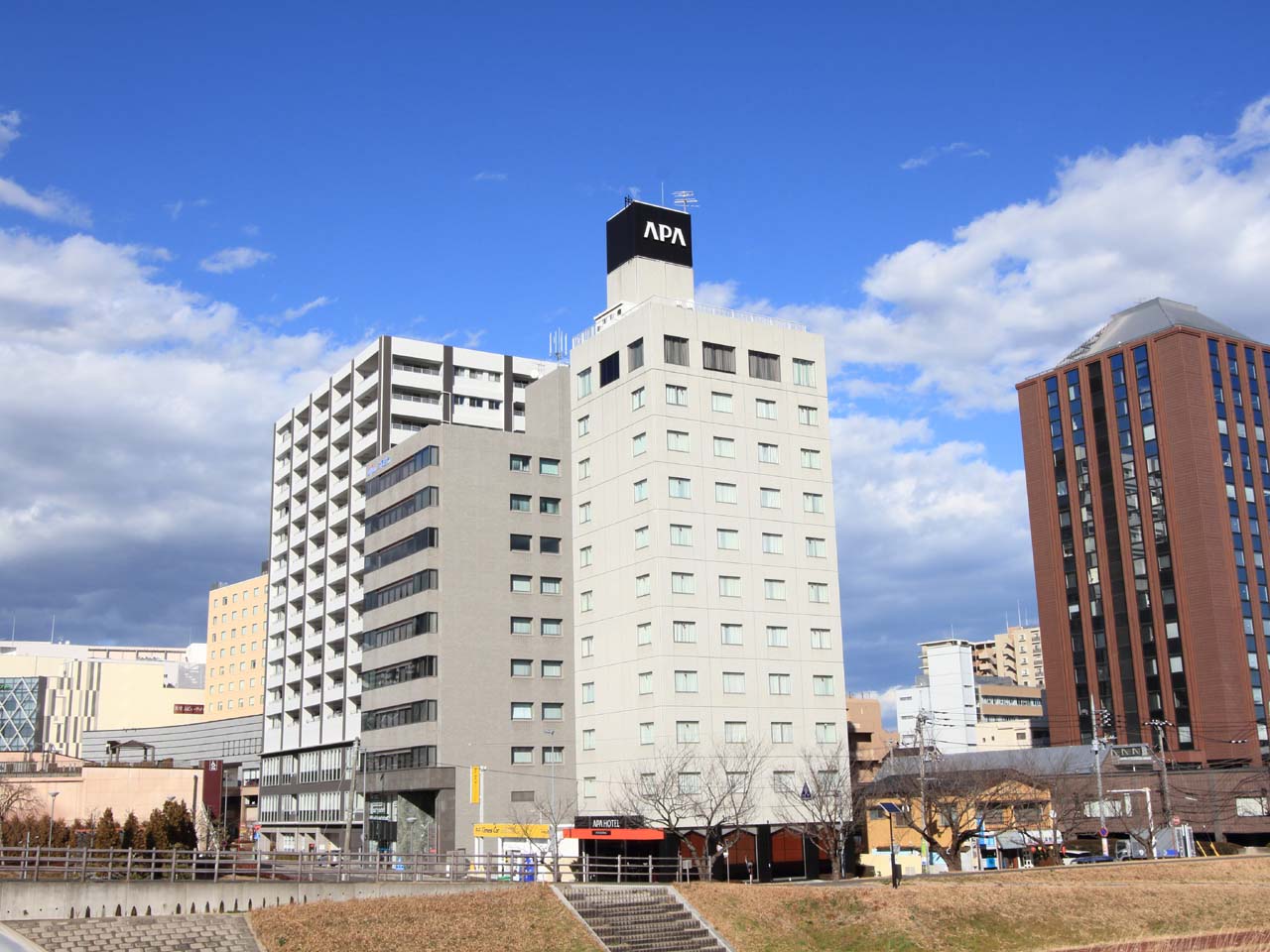 アパホテル〈水戸駅前〉