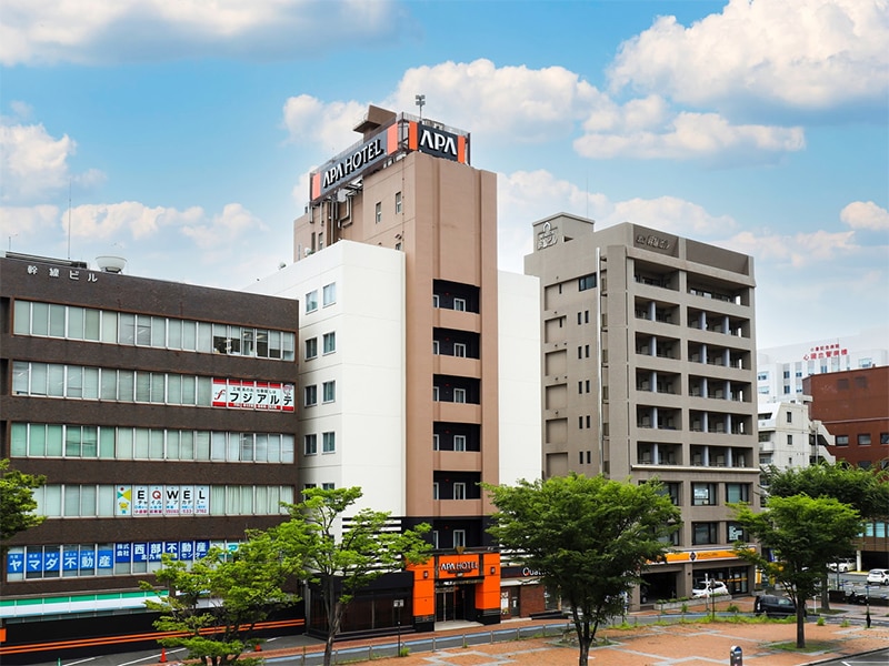 アパホテル〈小倉駅新幹線口〉